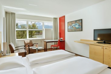 VBG219069_Austria_Trend_Hotel_Congress_Innsbruck_Classic_Zimmer.jpg
